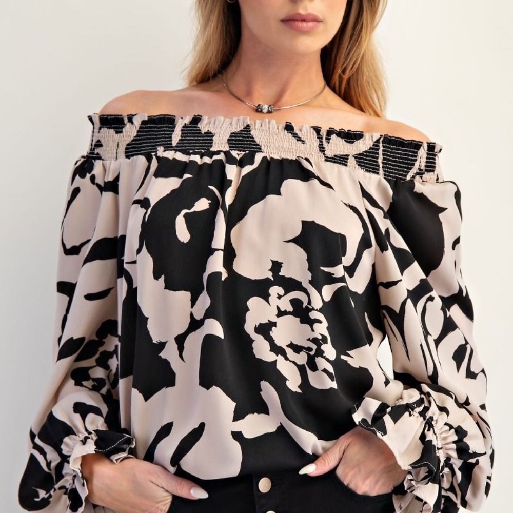 NEW EASEL SMOCKING OFF SHOULDER MIRABELLE BLOUSE TOP SHIRT SMALL OVERSIZED - Picture 6 of 10